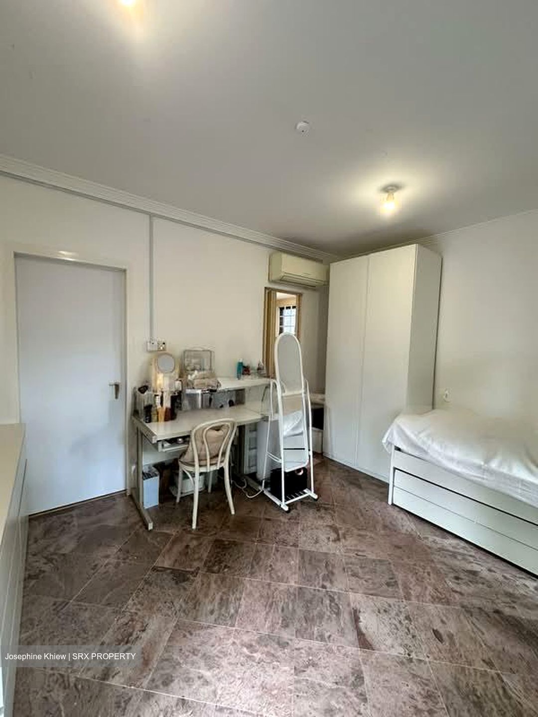Adelphi Park Estate (D20), Detached #604859181